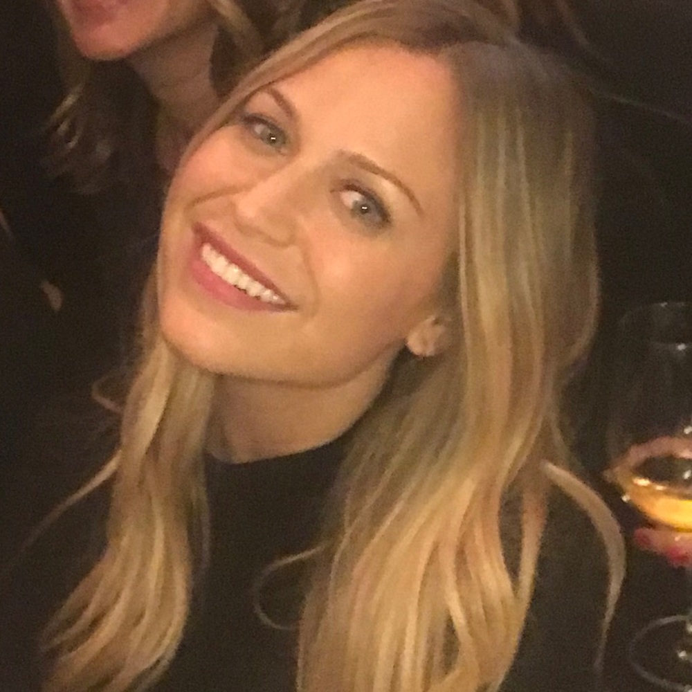 Meet your Posher, Adriana